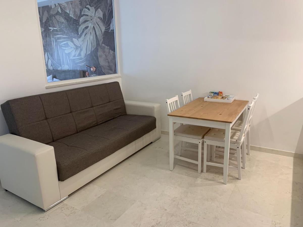 Suite 55 In Centro 特拉尼 外观 照片